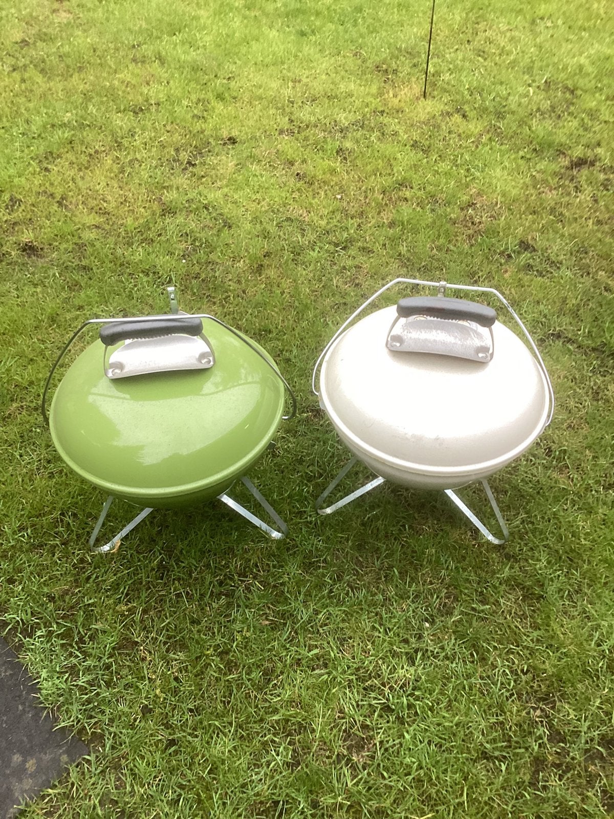Twee Weber Smokey Joe 37cm, Tuin en Terras, Houtskoolbarbecues, Ophalen, Gebruikt