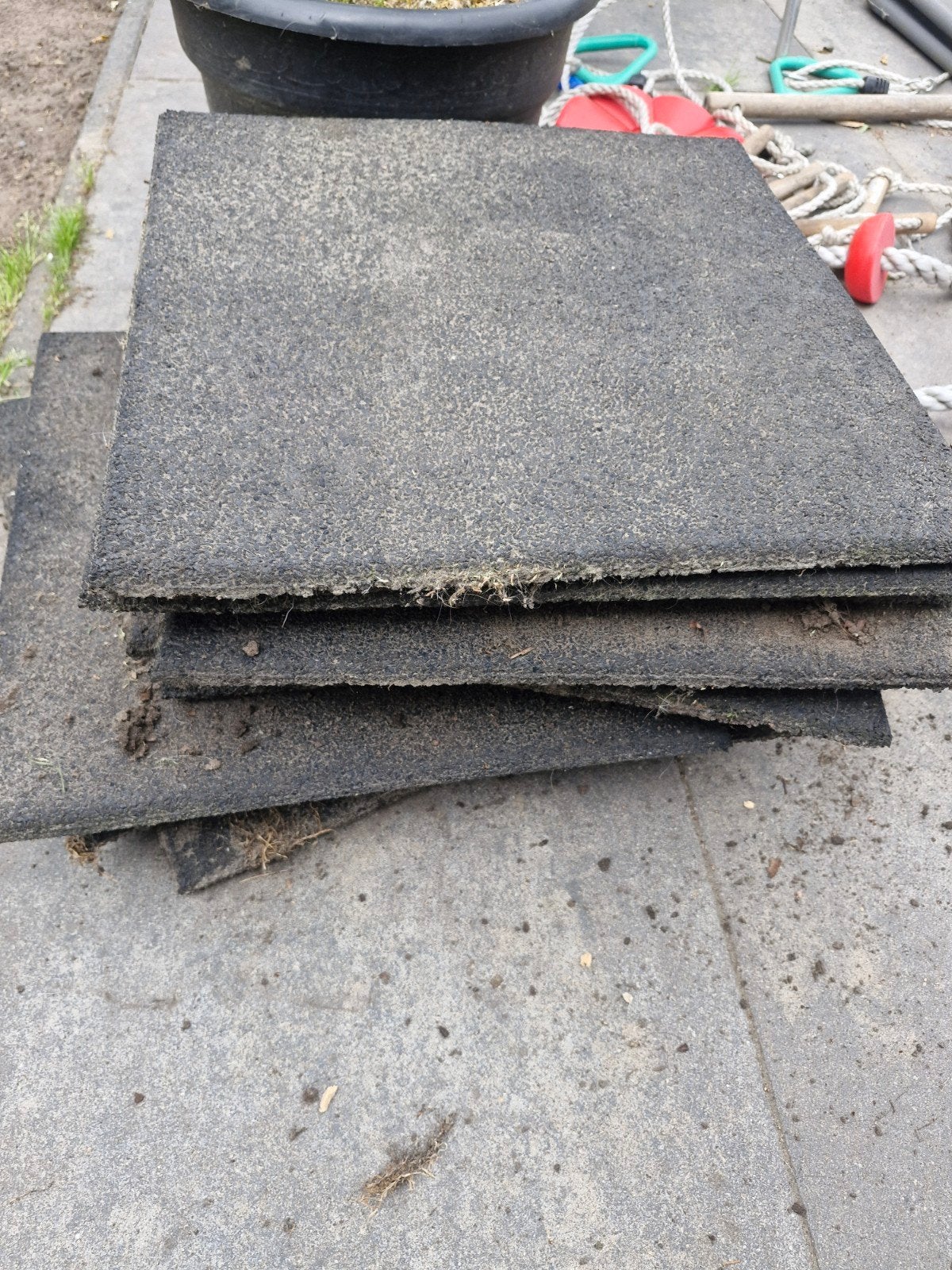 Rubberen tegels 47 stuks 50x50, Gebruikt, Rubber, Ophalen of Verzenden, 10 m² of meer