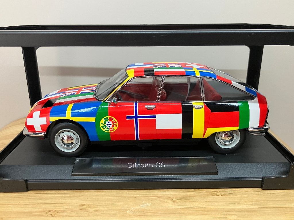 Citroen GS "Drapeaux" van 1972  (Flags) 1/18 Norev, Ophalen of Verzenden, Nieuw, Auto, Norev