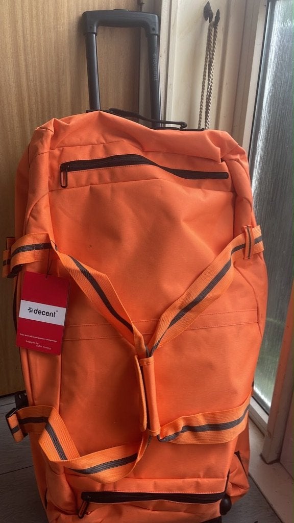 Nieuwe Decent Reistas op Wielen / Trolley Koffer 95L, Ophalen of Verzenden, Nieuw, Hard kunststof, 70 cm of meer