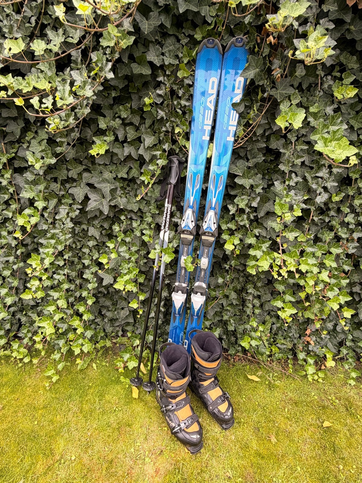 Complete ski-uitrusting: Head ski's, Rossignol schoenen, Dyn, Ophalen, 160 tot 180 cm, Gebruikt, Skiën