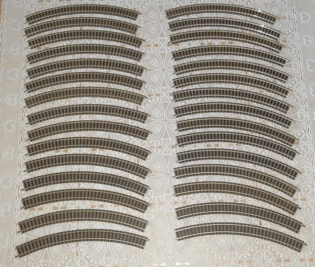 30x FLEISCHMANN Rails 9125 radius 2 Prima Staat., Hobby en Vrije tijd, Modeltreinen | N-Spoor, Gelijkstroom, Fleischmann, Rails