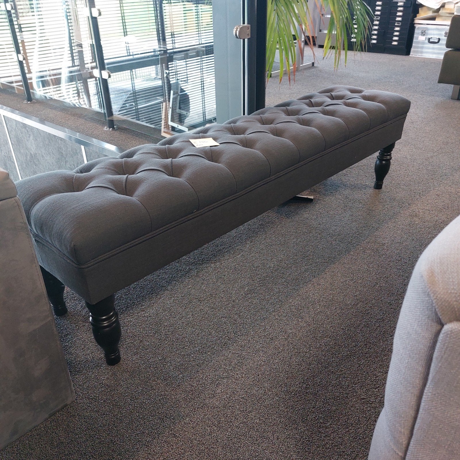 Luxe gestoffeerd bankje met gecapitonneerde zitting NIEUW, Ophalen, 125 cm of meer, Nieuw, Stof