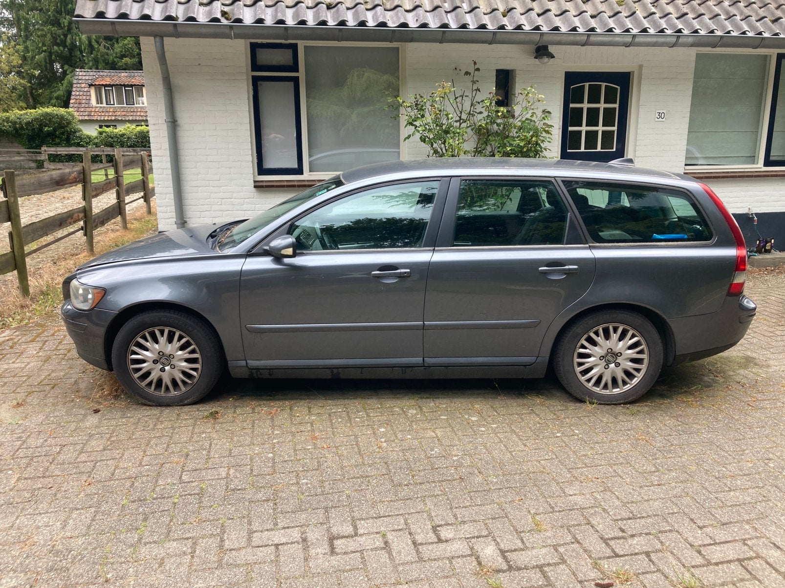 Volvo V50 2.0 D 2005 Zwart, Voorwielaandrijving, 136 pk, 1370 kg, 4 cilinders
