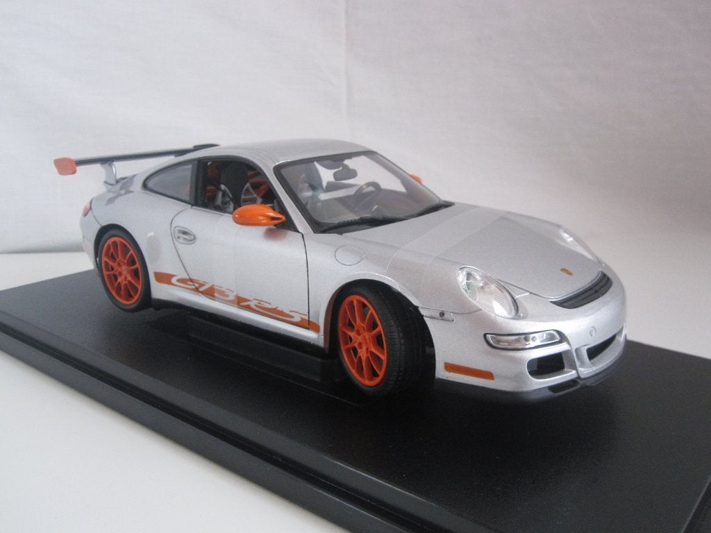 Porsche 911 / 997 GT3 RS 2007 Zilver metallic 1:18 Welly, Hobby en Vrije tijd, Modelauto's | 1:18, Ophalen of Verzenden, Nieuw