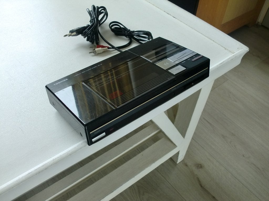 Toshiba XR-J9 Compact Disc speler uniek marantz loopwerk., Ophalen of Verzenden, Zo goed als nieuw, Marantz, Draagbaar