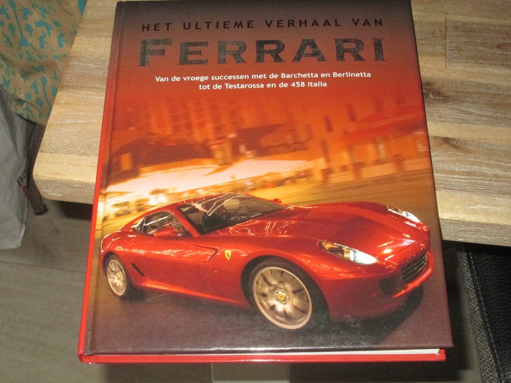 Het Ultieme Verhaal van Ferrari - Boek, Nieuw, Diverse auteurs, Ophalen of Verzenden, Ferrari