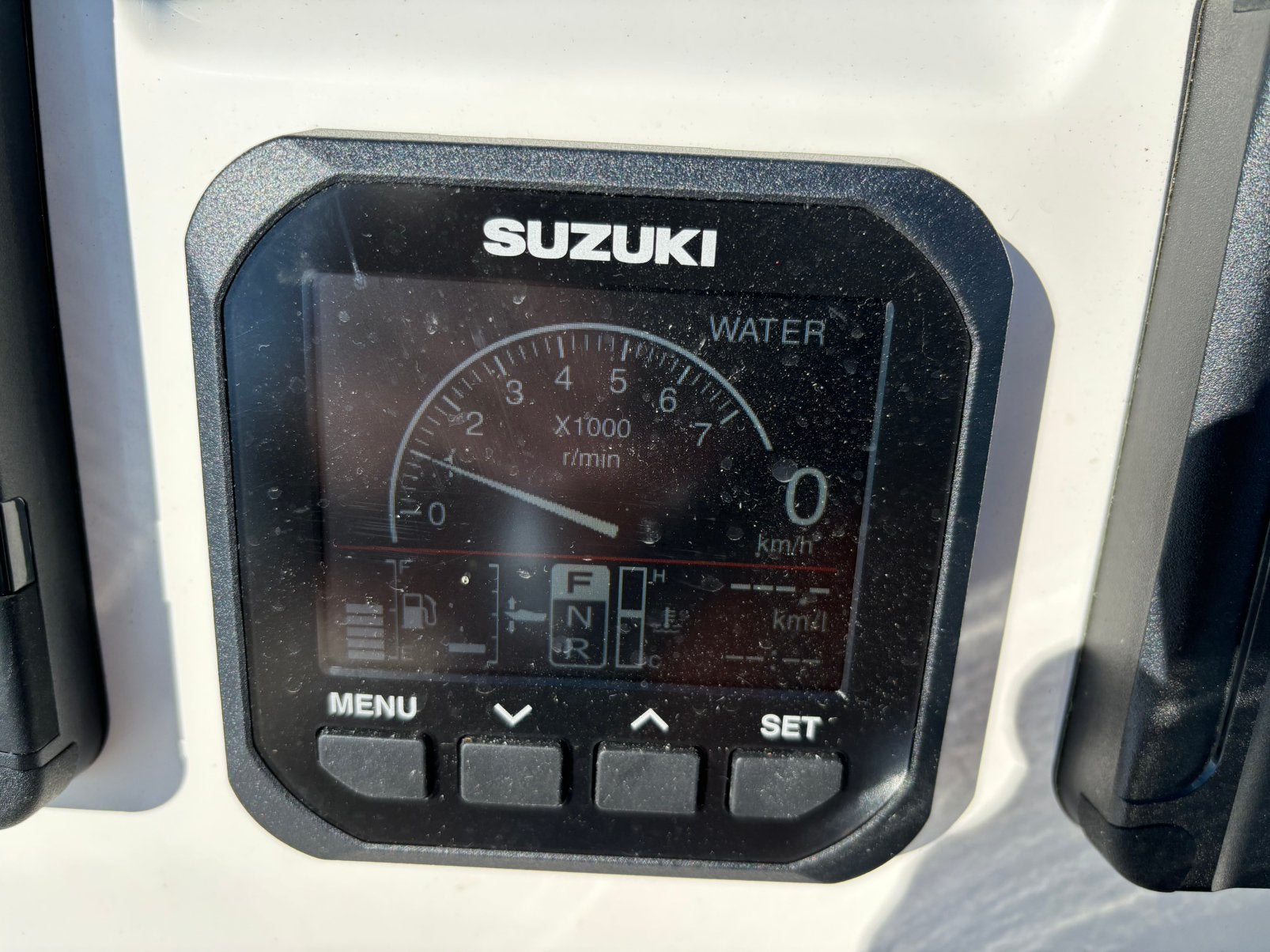 Foto 15 van Zodiac Medline 7.5, 300 PK Suzuki Stealth