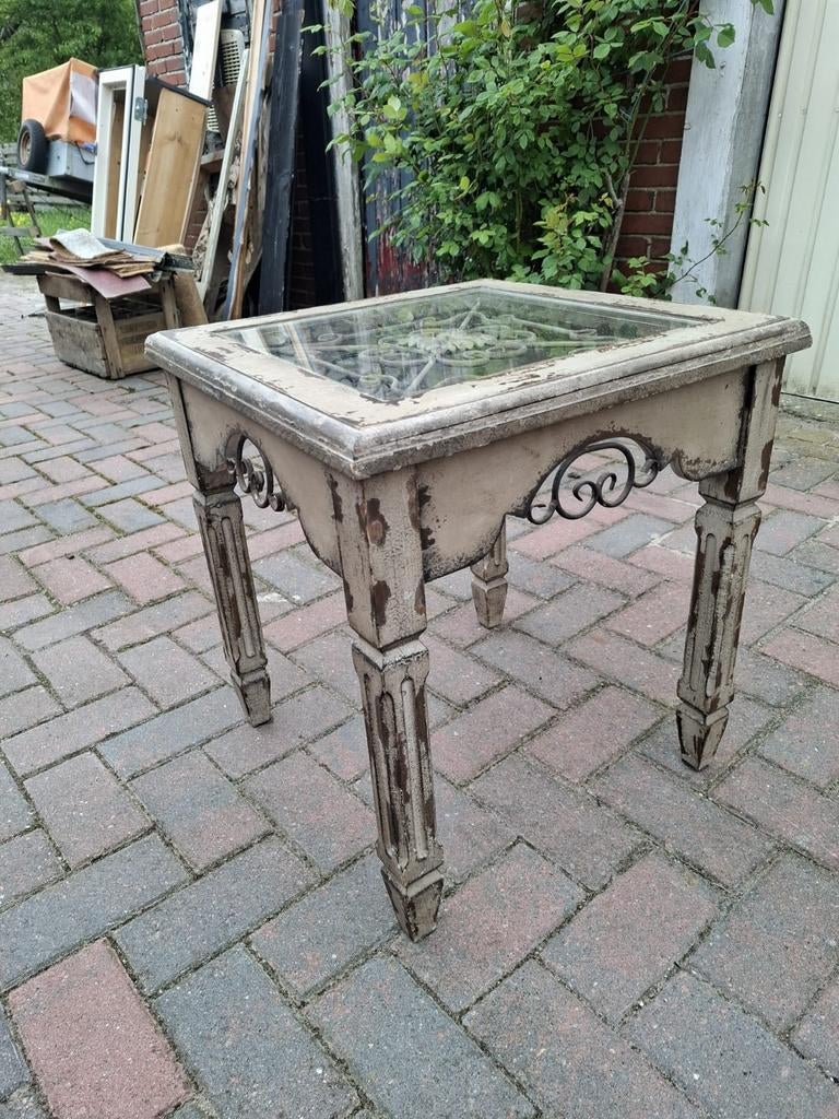 Bloementafeltje, Antiek en Kunst, Ophalen