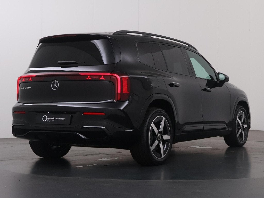 Mercedes-Benz GLB 250+ Business Solution AMG 7p. 85.5 kWh |, Auto's, Mercedes-Benz, Achterwielaandrijving, Zwart, 607 km, 7 stoelen