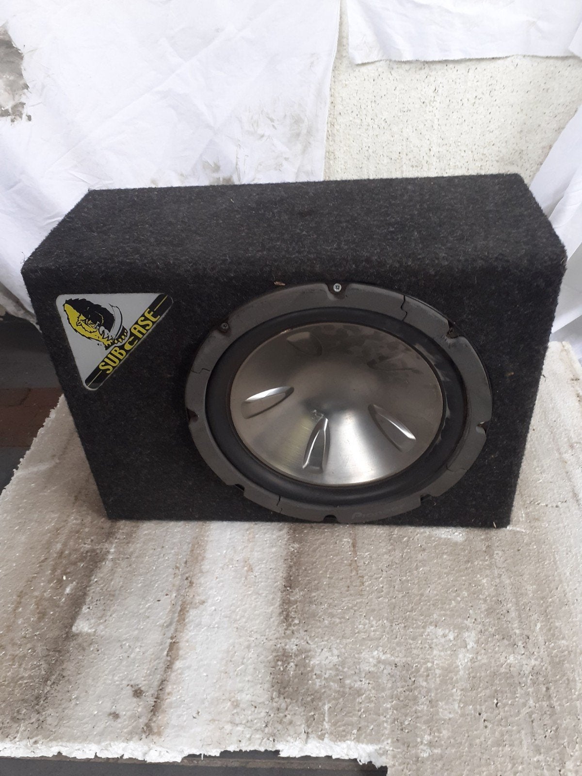 Sub Case 12 inch subwoofer, Ophalen