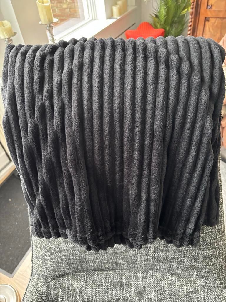 Zwart plaid van Senza, Ophalen, Zo goed als nieuw