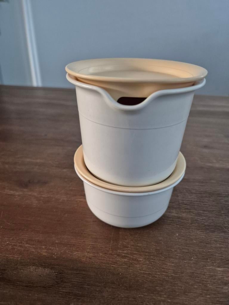 Vintage Tupperware Roomstel Camping Geel Beige, Huis en Inrichting, Ophalen of Verzenden, Gebruikt, Crème, Overige typen