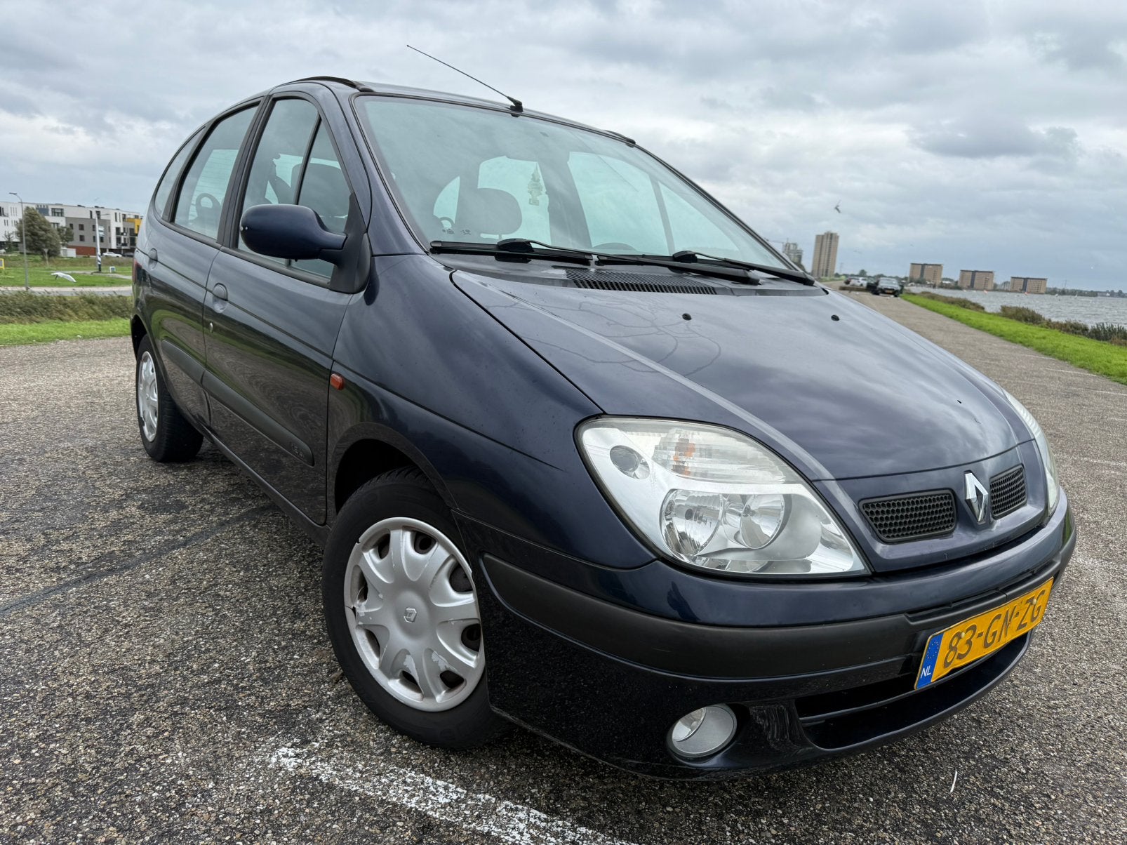 Renault Scénic 1.6-16V AUTOMAAT/APK FEB 2027/TREKHAAK/NAP, Auto's, 1250 kg, 4 cilinders, Blauw, Origineel Nederlands