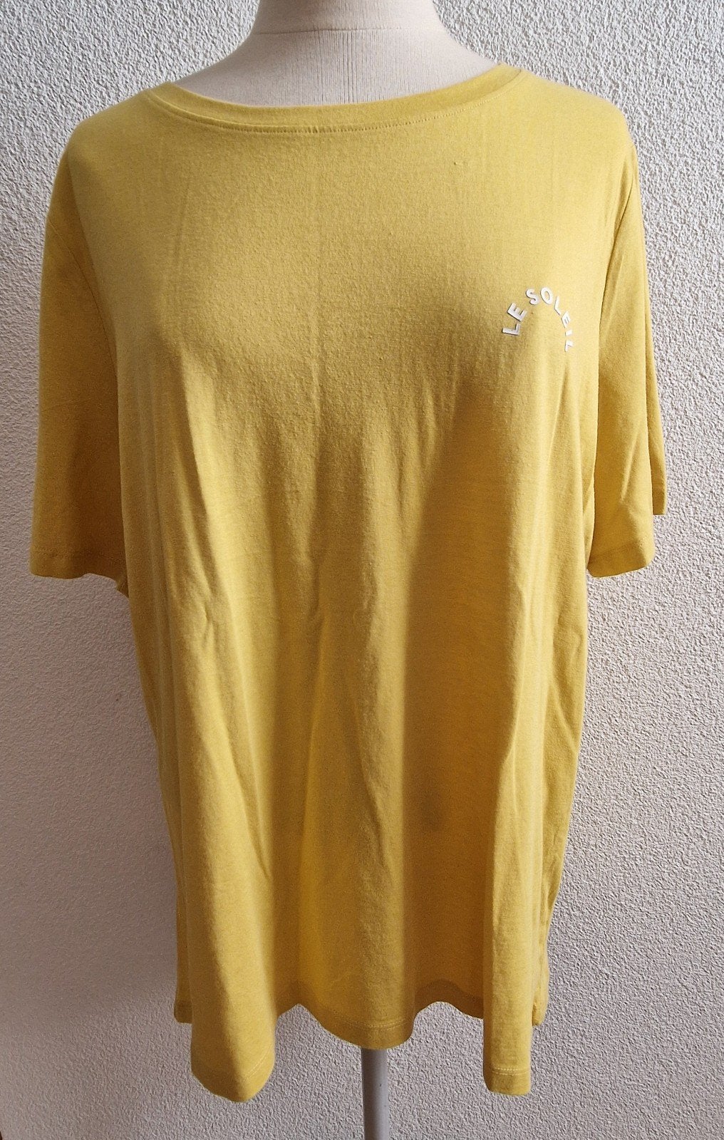 Geel t-shirt maat xl nieuw, Kleding | Dames, Grote Maten, Geel, Nieuw, Hema, Shirt of Top
