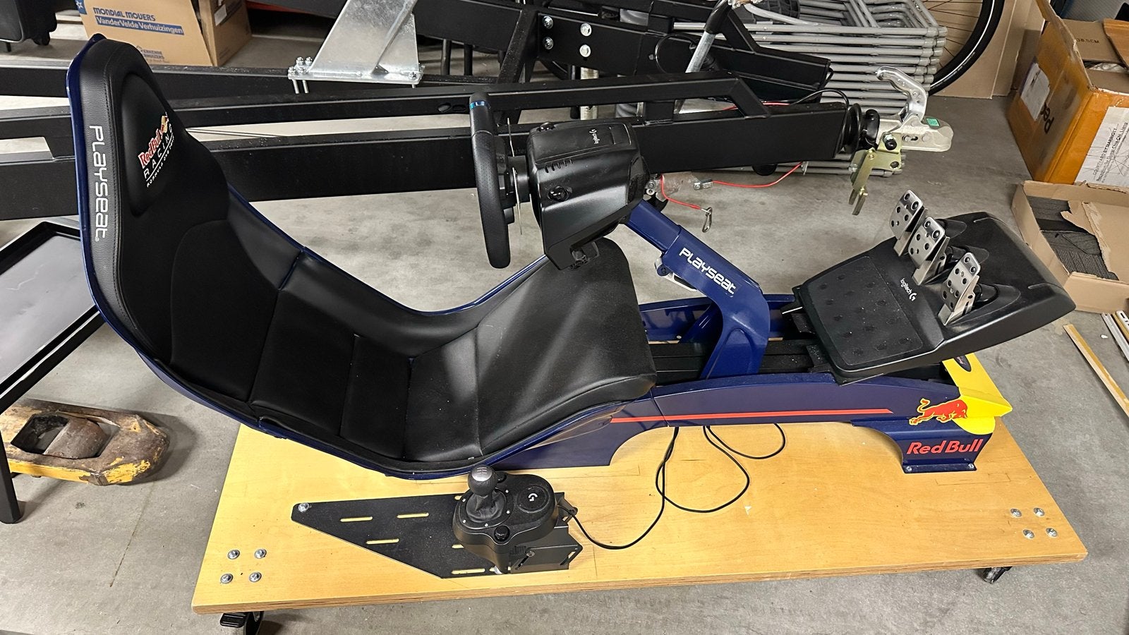 Playseat Red Bull Racing F1 met Logitech G29 en Shifter, Ophalen, Racestoel, Gebruikt, Force feedback