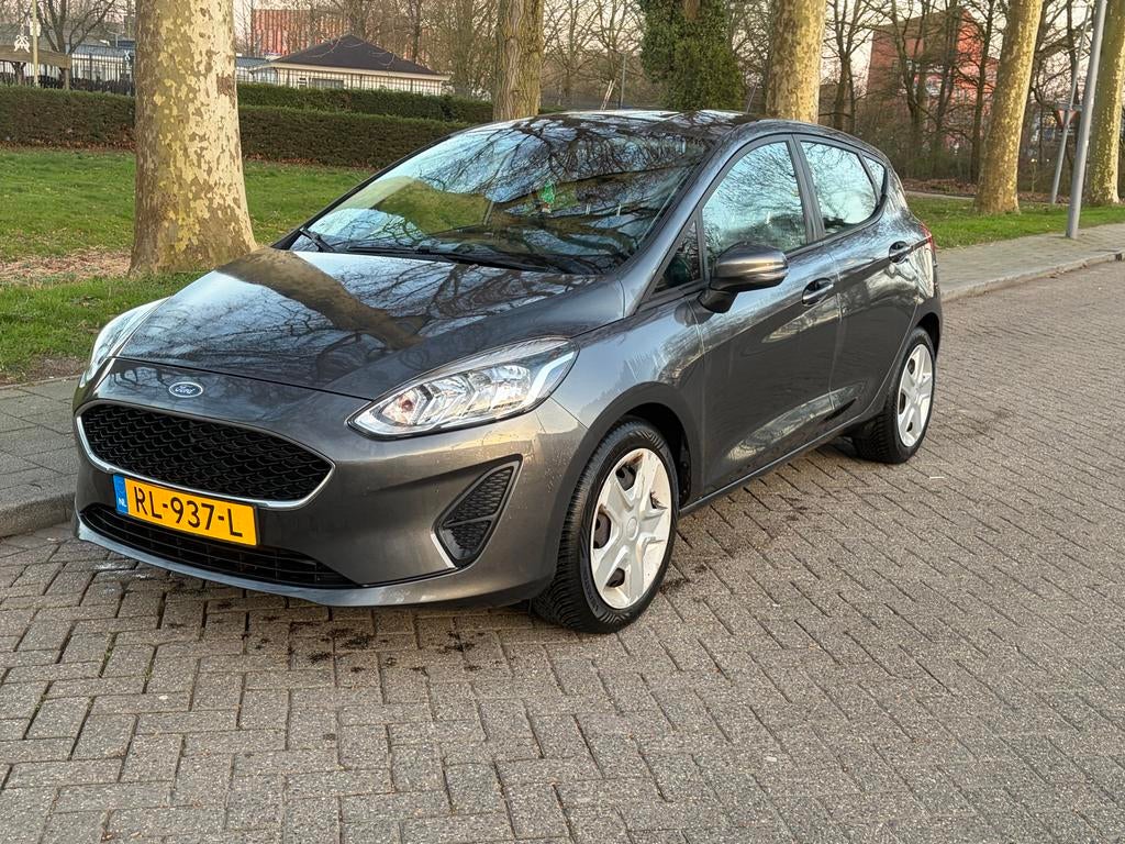 Ford Fiësta 1.1 71pk 5dr 2018 Grijs, Voorwielaandrijving, 750 kg, 23 km/l, Origineel Nederlands