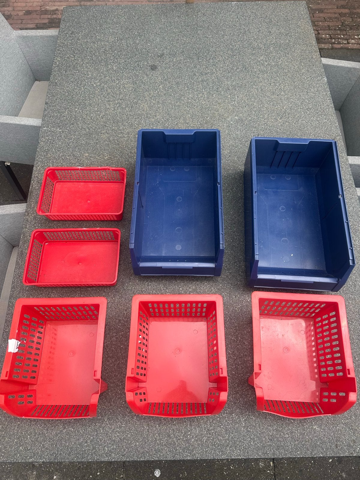 Opbergbakken / Magazijnbakken - Rood en Blauw, Ophalen of Verzenden, Gebruikt, Kunststof, Minder dan 50 cm