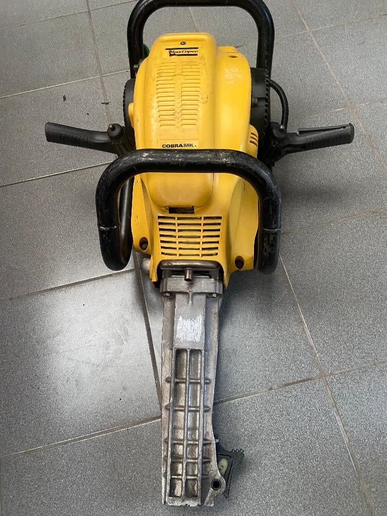 Atlas Copco MK1 motor aangedreven breekhamer, Ophalen, Gebruikt, 100 liter of meer, 200 tot 400 liter/min