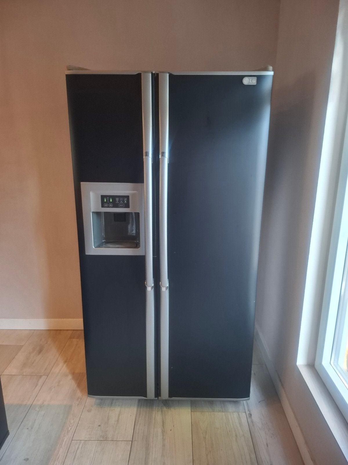 LG Amerikaanse Koelkast met Vriezer en Waterdispenser
