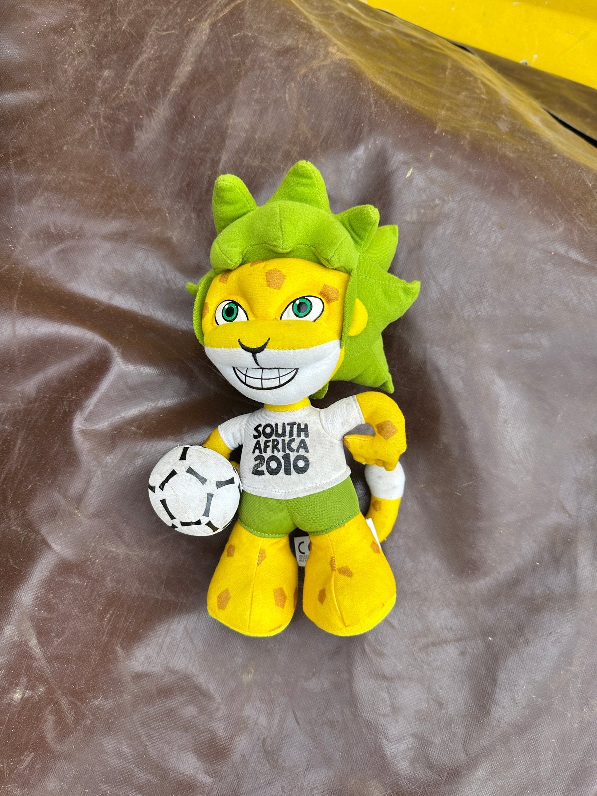 Zakumi Knuffel - Officiële Mascotte WK Voetbal 2010, Kinderen en Baby's, Speelgoed | Knuffels en Pluche, Gebruikt, Overige merken