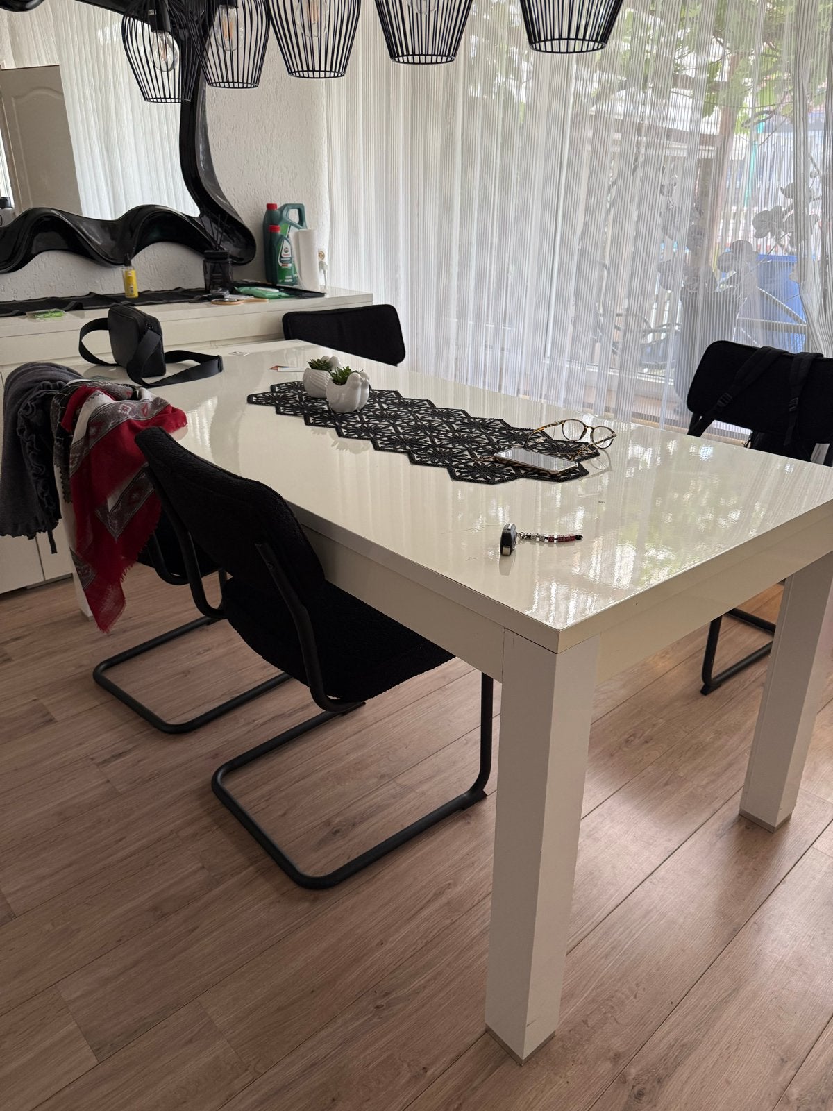 Moderne witte eettafel, Ophalen, Gebruikt, 50 tot 100 cm, Vijf personen of meer