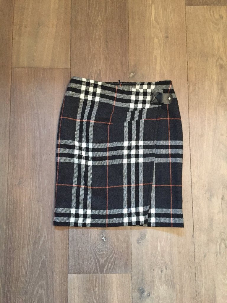 Nieuw grijs geruit Schots wollen rokje met overslag; maat 36, Kleding | Dames, Nieuw, Knielengte, Maat 36 (S), Grijs