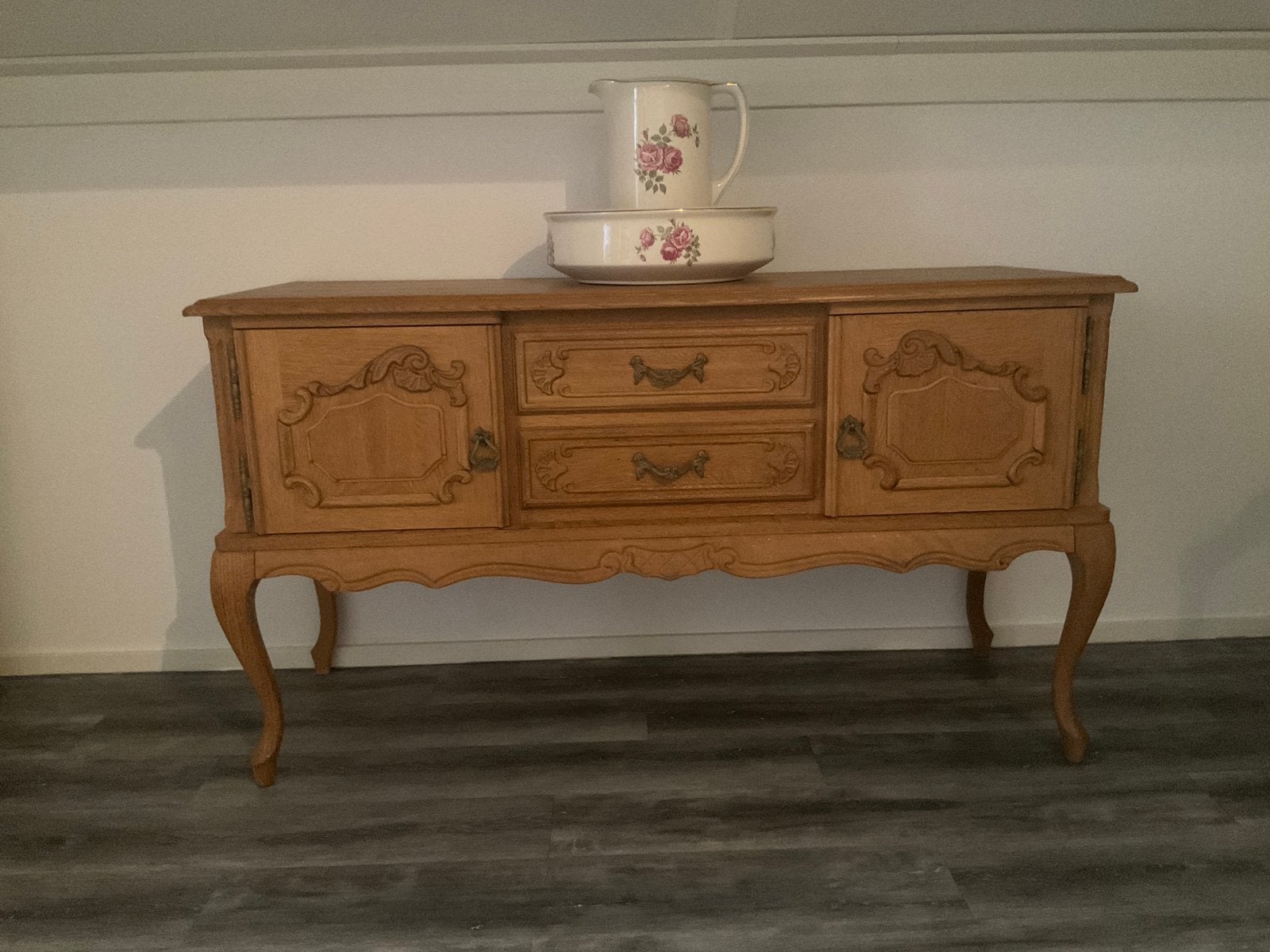 Brocante Queen Ann dressoir, Ophalen, 100 tot 150 cm, Queen Ann, Eikenhout
