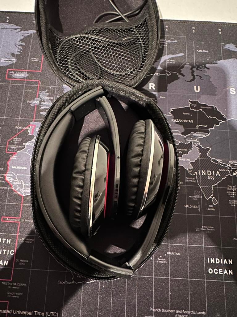 PowerLocus Koptelefoon draadloos, Ophalen of Verzenden, Gebruikt, Over-ear