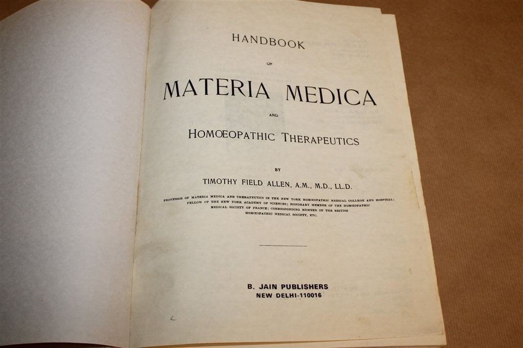 Handbook of Materia Medica — Homeopathie Naslagwerk 1979, Boeken, Ophalen of Verzenden, Gelezen