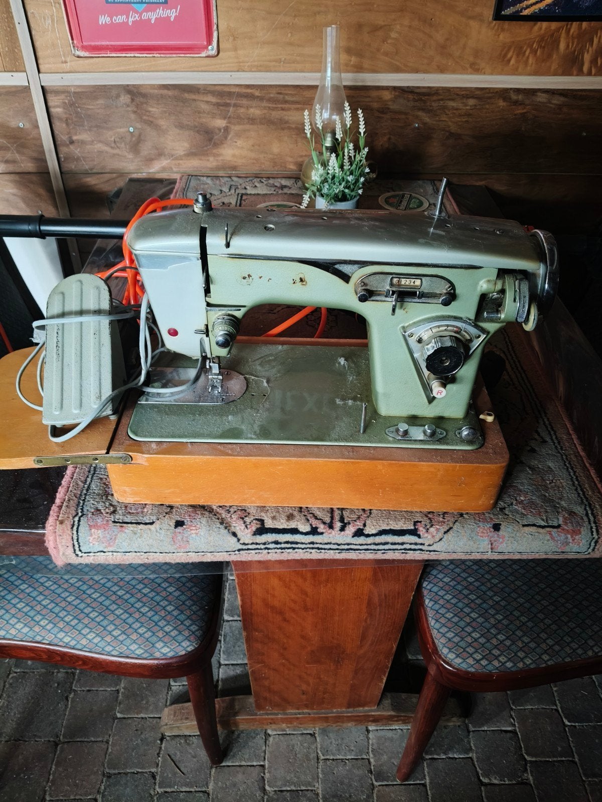 vintage naaimachine doe een goed bod, Ophalen