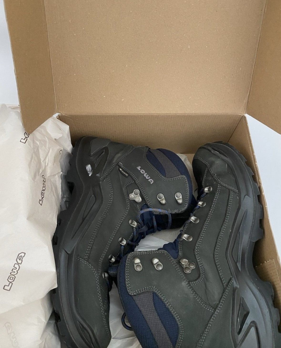 Lowa Renegade wandelachoenen 45, Ophalen, Zo goed als nieuw, Schoenen