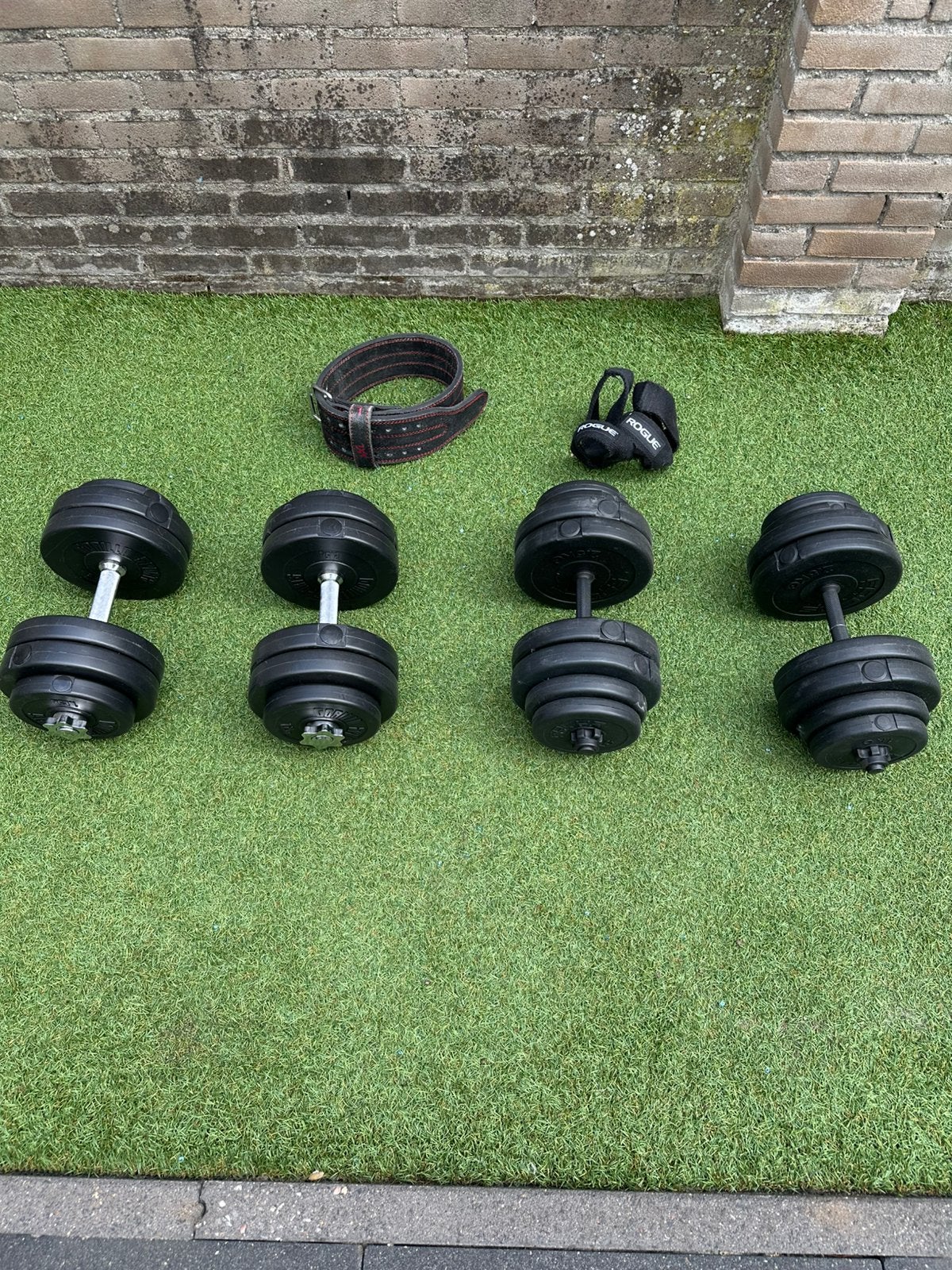 Dumbbells, lifting straps, lifting belt, Ophalen, Zo goed als nieuw, Benen, Halterriem