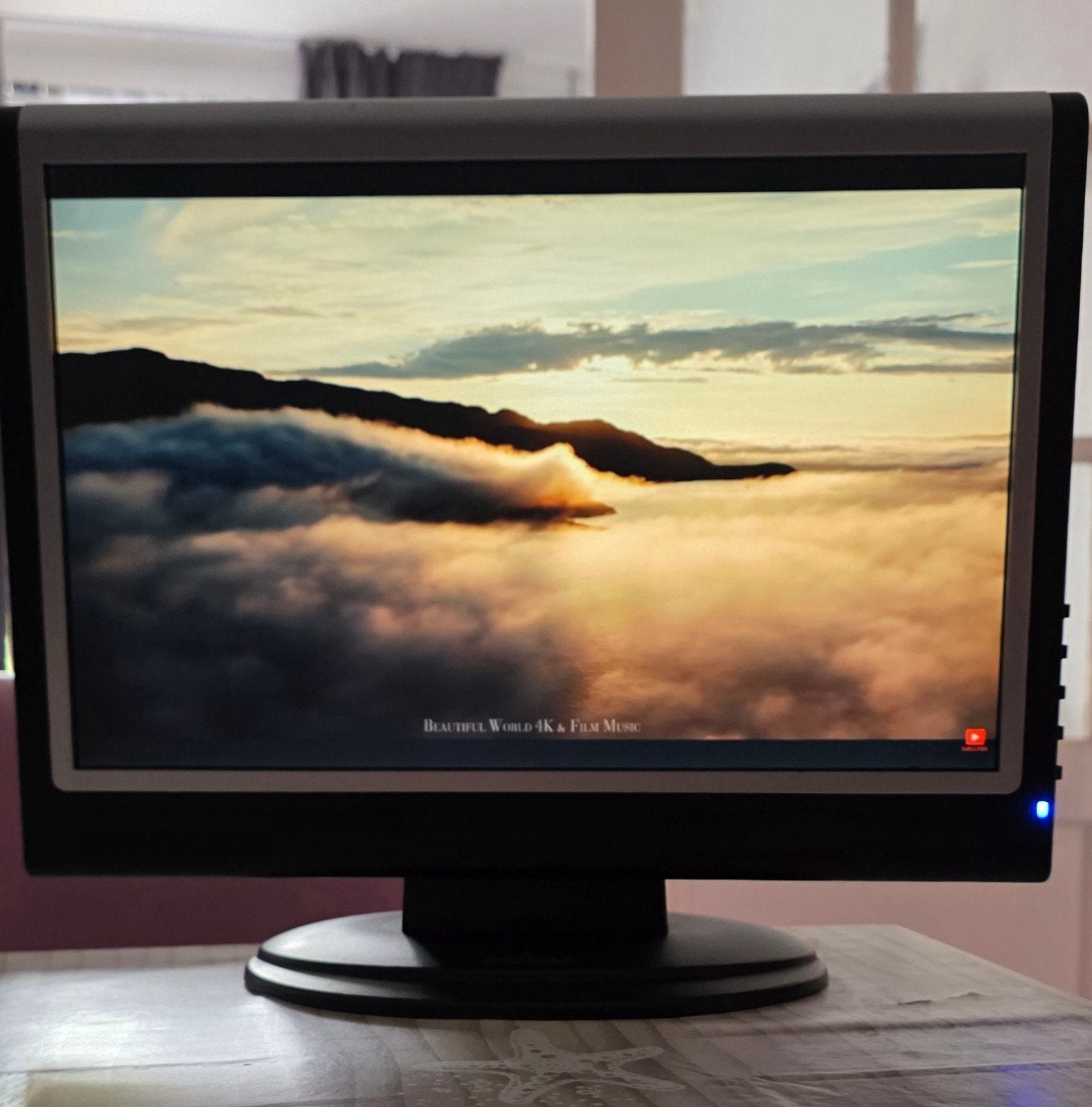 Octigen monitor - aan/uit knop defect, Gebruikt, Full HD, Ophalen of Verzenden, Octigen