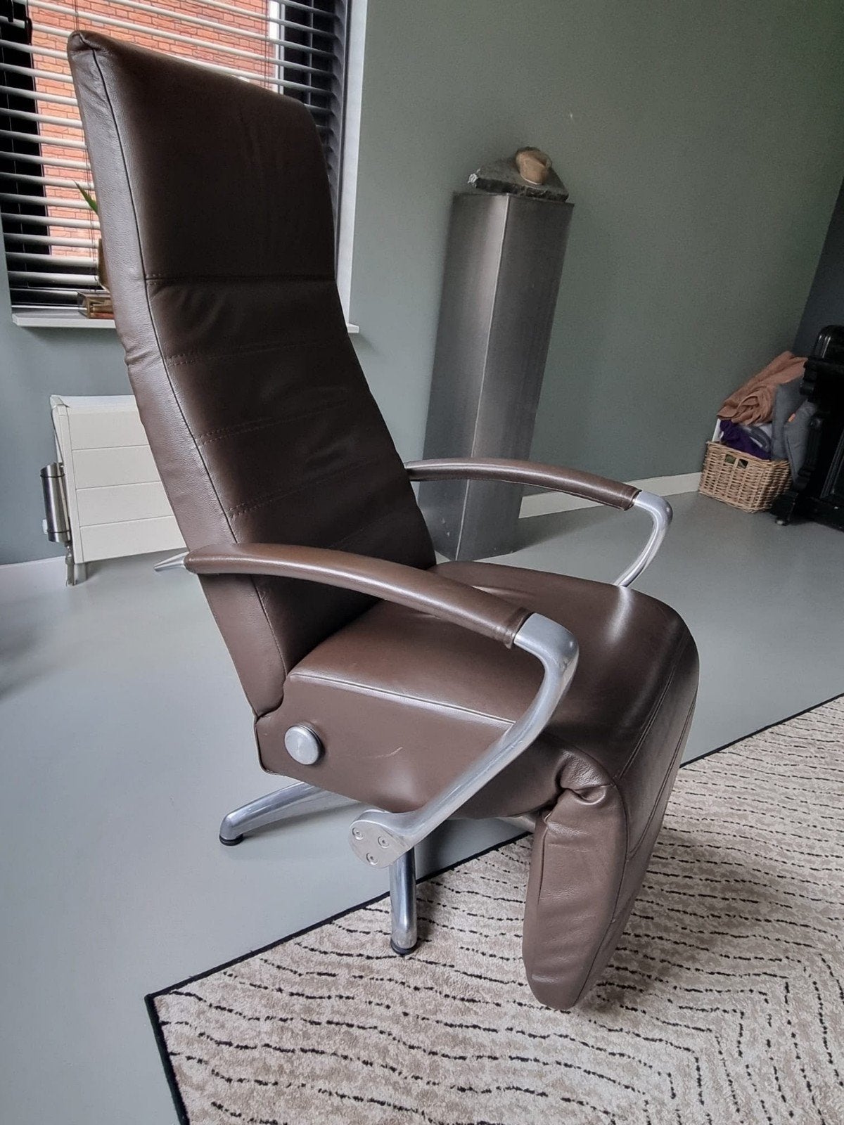 2x Montel Relaxfauteuil - Handmatig Verstelbaar & Draaipoot, Huis en Inrichting, Fauteuils, Ophalen, Gebruikt, Modern, Comfort