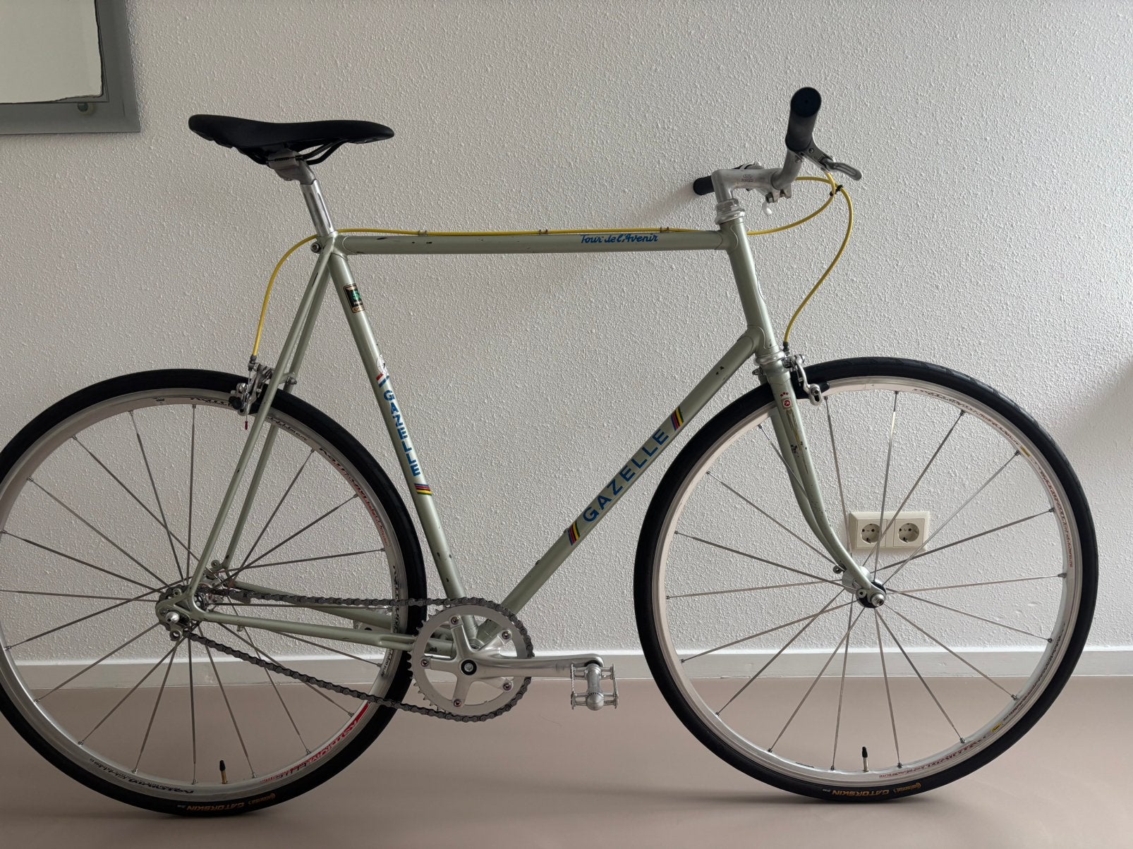 single speed Gazelle tour de  l’Avenir, Ophalen, Staal, Velgrem, Zo goed als nieuw