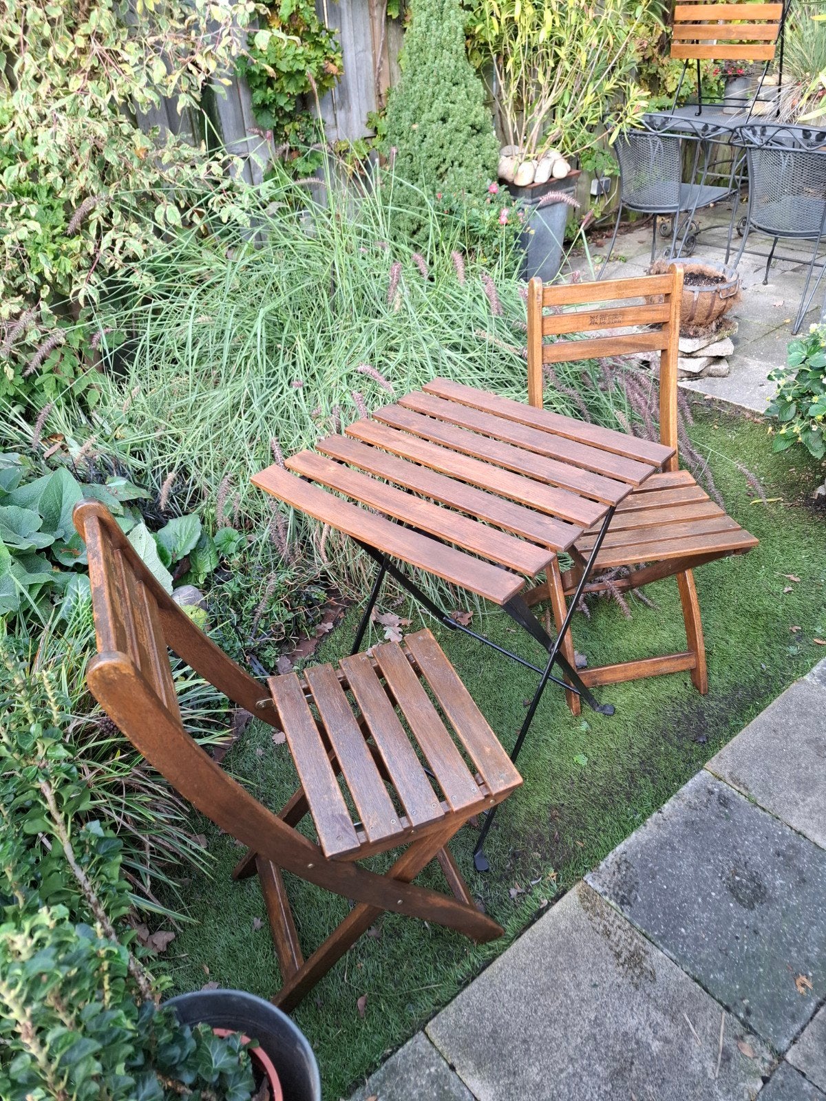 Bistro bistrosetje tuinset tafel + 2 stoeltjes hardhout, Ophalen, Gebruikt, Hout, 2 zitplaatsen