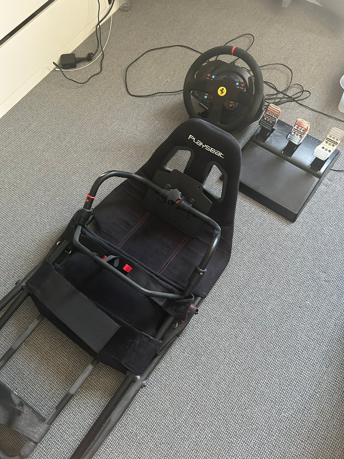 Thrustmaster T-300 Alcantara Ferarri stuur + Playseat, Spelcomputers en Games, Ophalen, Gebruikt, Playseat of Racestoel