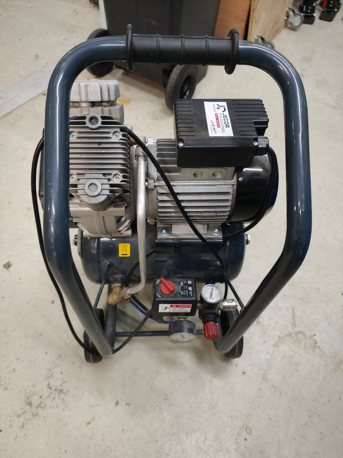 Airpress Airimec KZ 240-10 Compressor - 240 L/min, 10 bar, Gebruikt, 6 tot 10 bar, Ophalen of Verzenden, 25 tot 100 liter