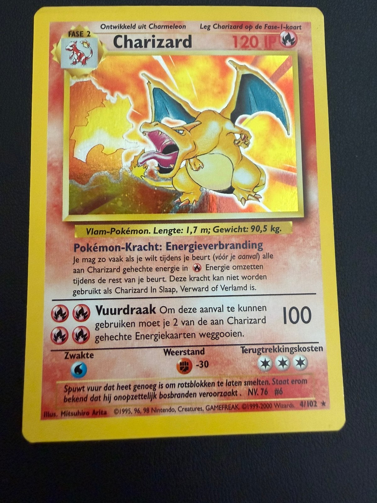 Pokemon Charizard Base set nederlands, Ophalen of Verzenden, Gebruikt
