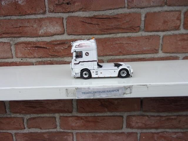 WSI  Daf  XF  Super  Space  Cab  van  Transports Belot, Hobby en Vrije tijd, Ophalen of Verzenden, Nieuw, Bus of Vrachtwagen, Wsi