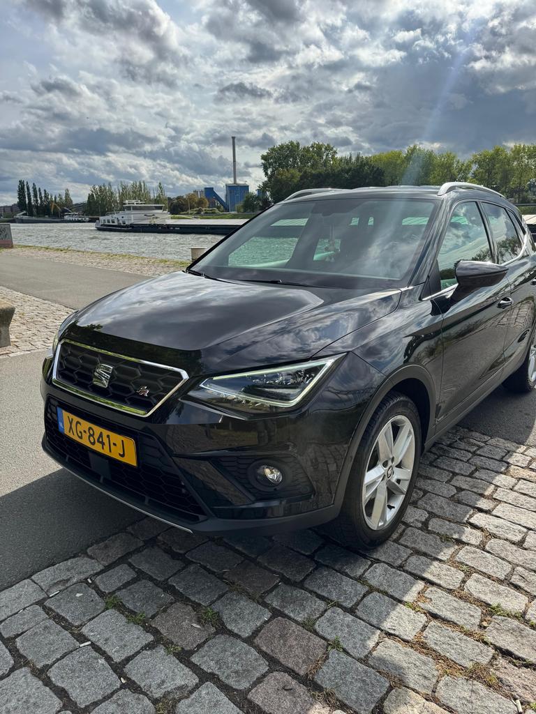 Seat Arona 1.0 TSI 115pk 2019 Zwart, Auto's, 1112 kg, Origineel Nederlands, 115 pk, 3 cilinders