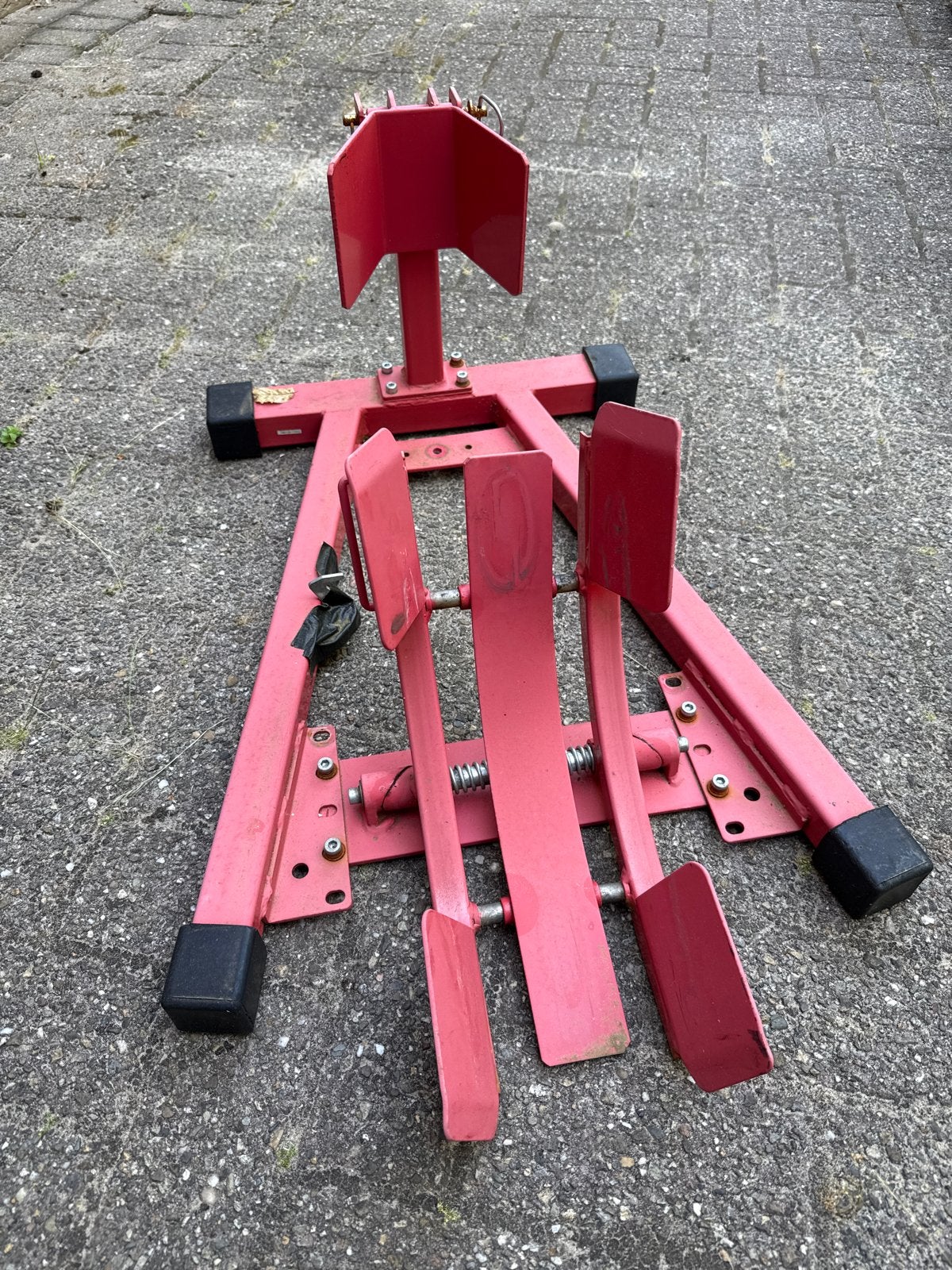 HBM Machines Motorfiets Voorwielklem - 680kg capaciteit, Ophalen, Gebruikt