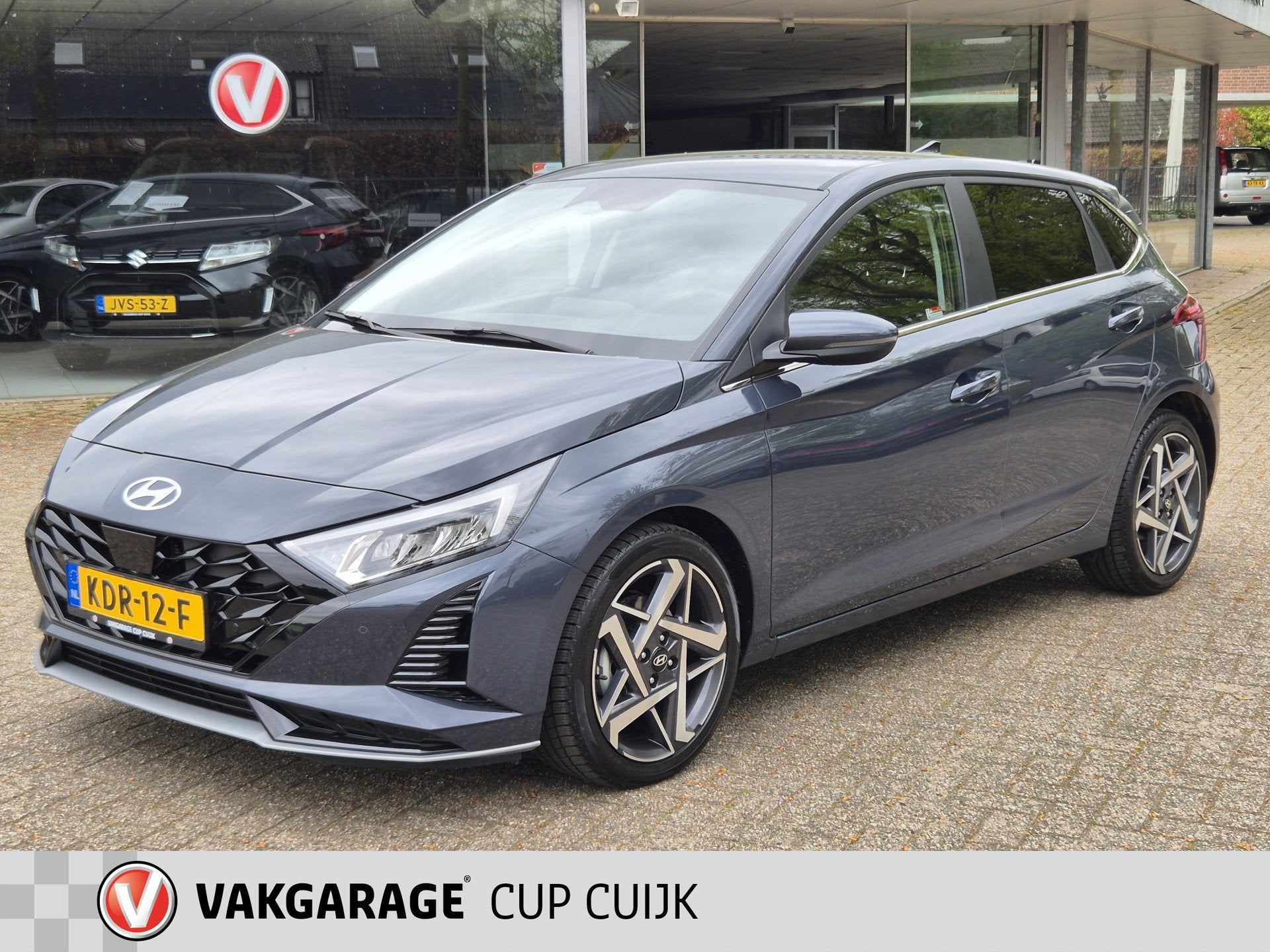 Hyundai i20 1.0 T-GDI Premium AUTOMAAT / Navigatie / Climate, Dealer onderhouden, Gebruikt, Bedrijf, 19 km/l