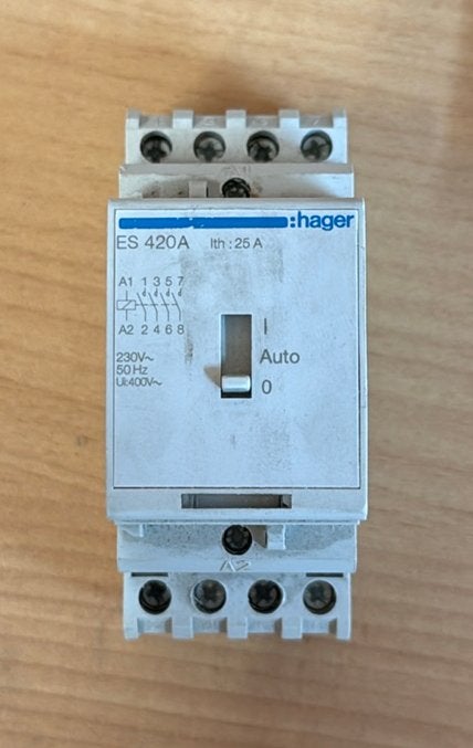 Hager ERC425 en Hager ES420A, Ophalen of Verzenden, Zo goed als nieuw