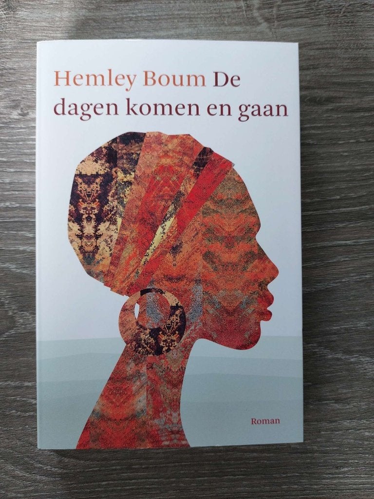 Hemley Boum - De dagen komen en gaan, Ophalen of Verzenden, Zo goed als nieuw