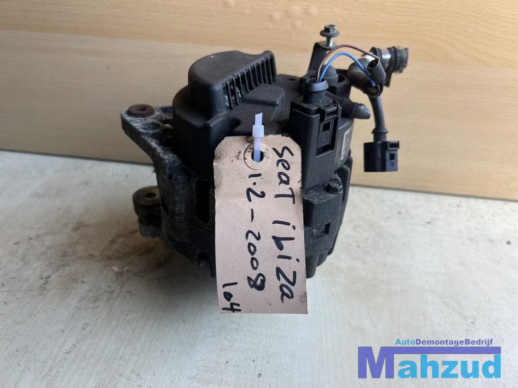 IBIZA VW POLO 6R 1.2 Dynamo 90A 03D903025J, Gebruikt, Volkswagen, Volkswagen AG, Berliner Ring 2
38440  Wolfsburg, DE
