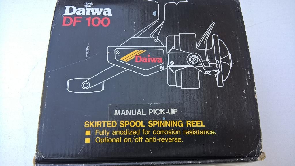 TE koop aangeboden mooi  DAIWA molen DF 100 de gepast bod, Ophalen of Verzenden, Gebruikt, Molen