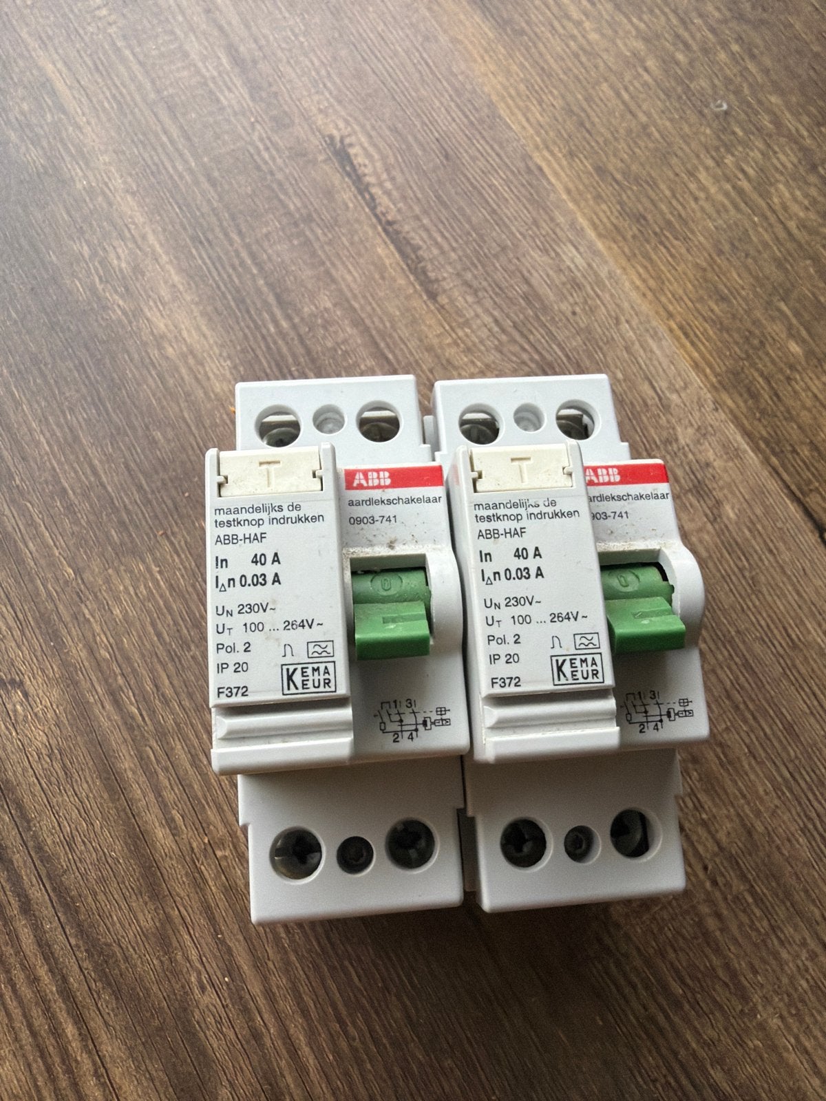 2x ABB-HAF Aardlekschakelaar 40A 0.03A, Ophalen of Verzenden, Gebruikt, ABB, Aardlekschakelaar