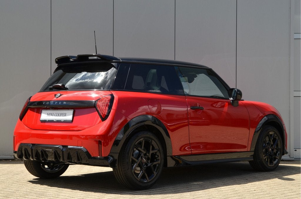 MINI Hatchback Cooper C Automaat / JCW / Pakket M / 17" John, Stof, Stoelverwarming, Huisgarantie, 156 pk